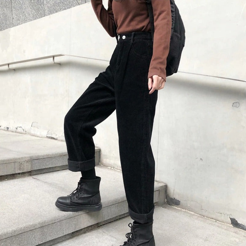Gemütliche Damen Cordhose mit hoher Taille