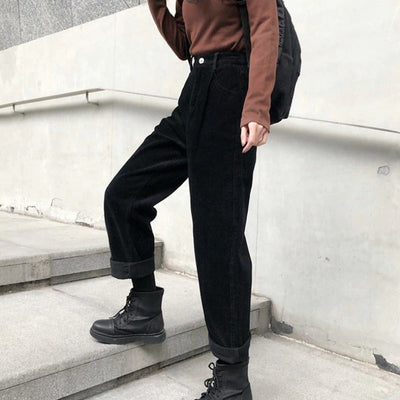 Gemütliche Damen Cordhose mit hoher Taille