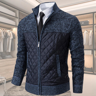 Moderner gesteppter Herren-Strickpullover mit Rautenmuster