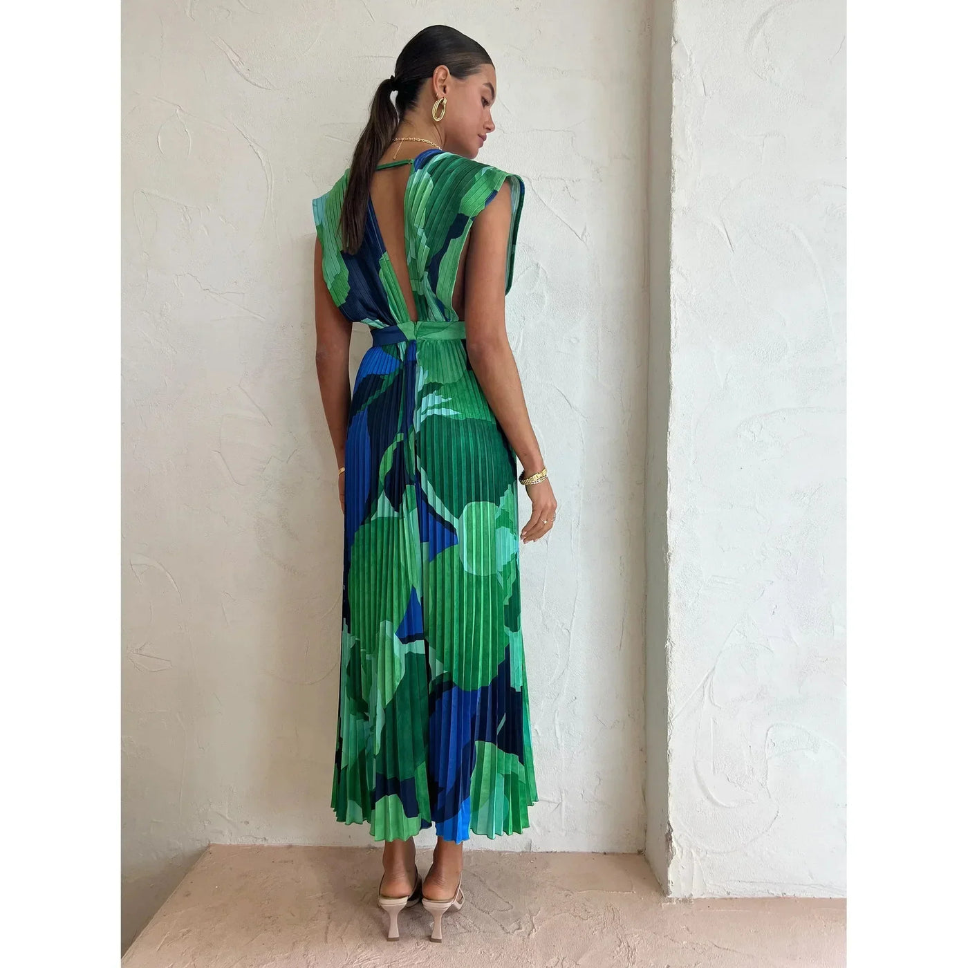 Aurielle | Elegantes Maxikleid mit tiefem V-Ausschnitt