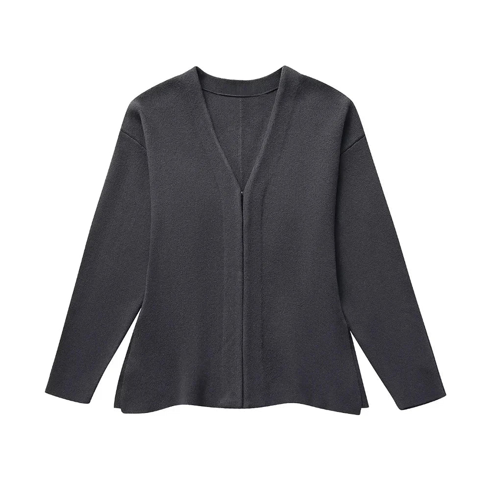 Strickjacke mit V-Ausschnitt | Schlichtes Design | Elegante Silhouette