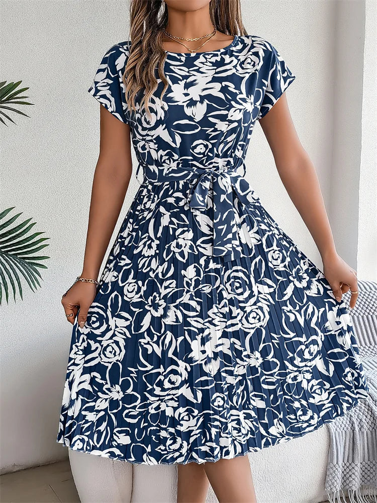 Liriane | Figurschmeichelndes Kleid mit Blumenmuster