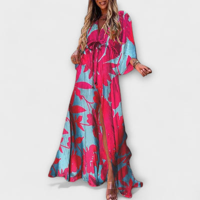 Aurina – Fließendes Maxikleid mit künstlerischem Print