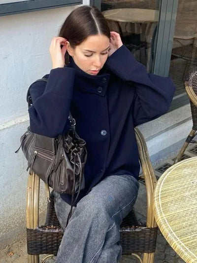 Olga | Kurze Damenjacke mit Stehkragen