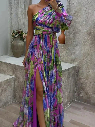 Bexar - Kraftvoll. Feminin. Eindrucksvoll. – Das Maxi-Kleid ist ein Statement-Piece für moderne Eleganz.