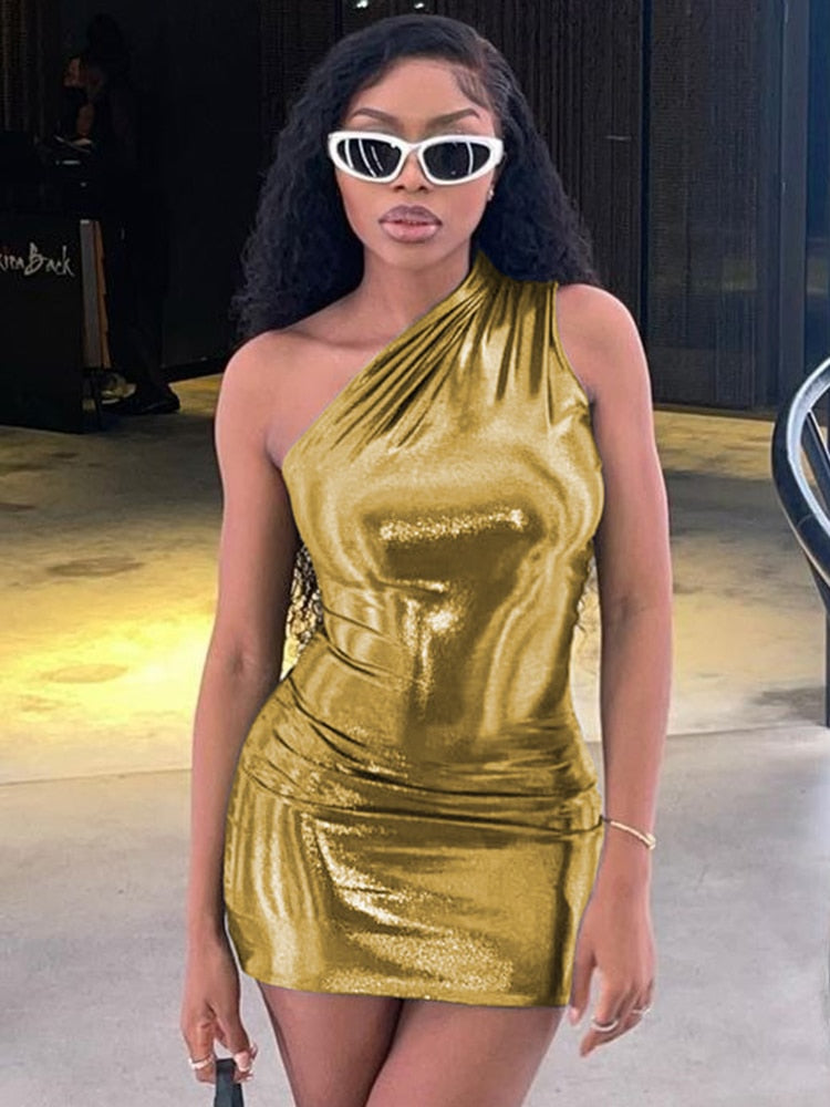 Edzen - One-Shoulder Dress Ein Kleid zum Auffallen