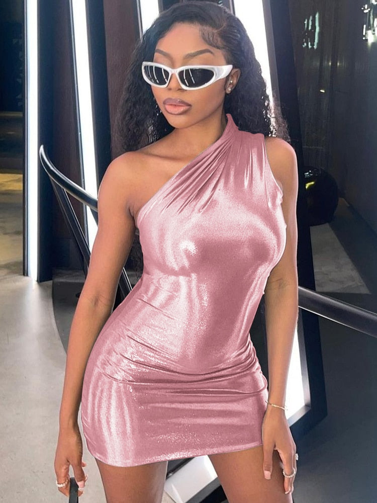 Edzen - One-Shoulder Dress Ein Kleid zum Auffallen