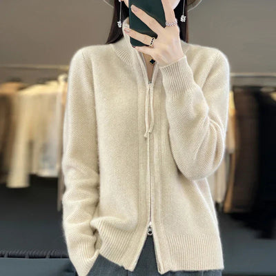 Strickjacke mit Doppelreißverschluss | Minimalistischer Stil & Elegante Details