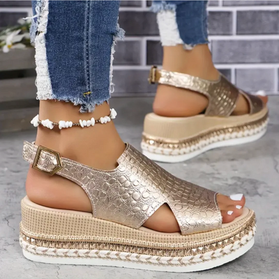 Cyrelle - Die stilvollen orthopädischen Sandalen für den Sommer