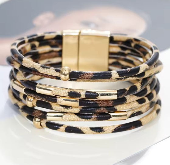 Breite Boho Mehrschichtige Wickelarmband