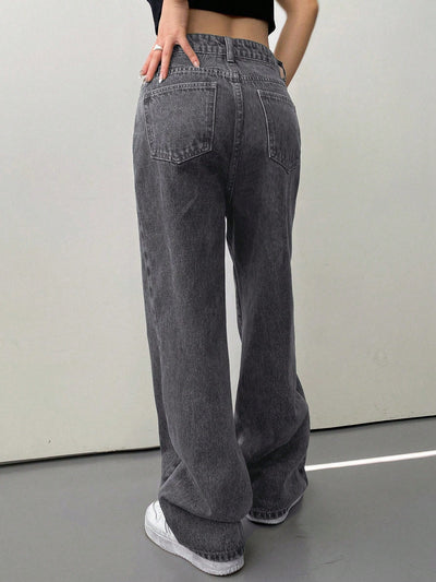 Lyros - Baggy Cool in Hellgrau – Deine Everyday-Denim mit Statement