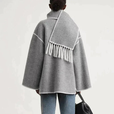 Liriane | Eleganter Mantel mit Schal