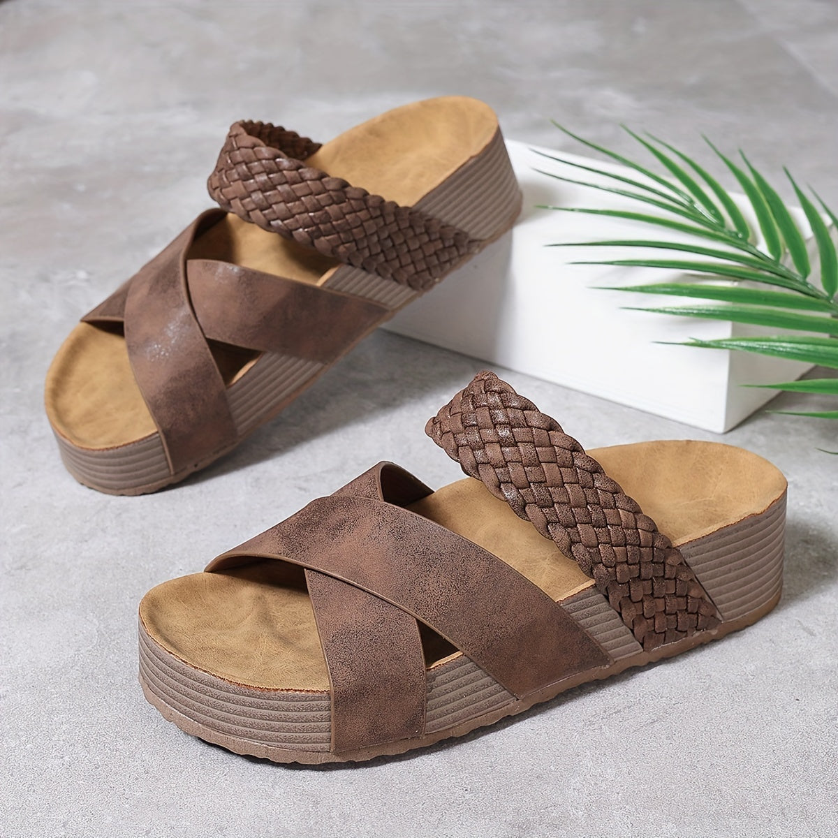 Braidella™ – Elegante Plateau Sandalen mit Geflochtenen Riemen für Damen