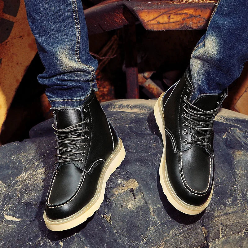 Klassische Leder-Schnürstiefel für Männer