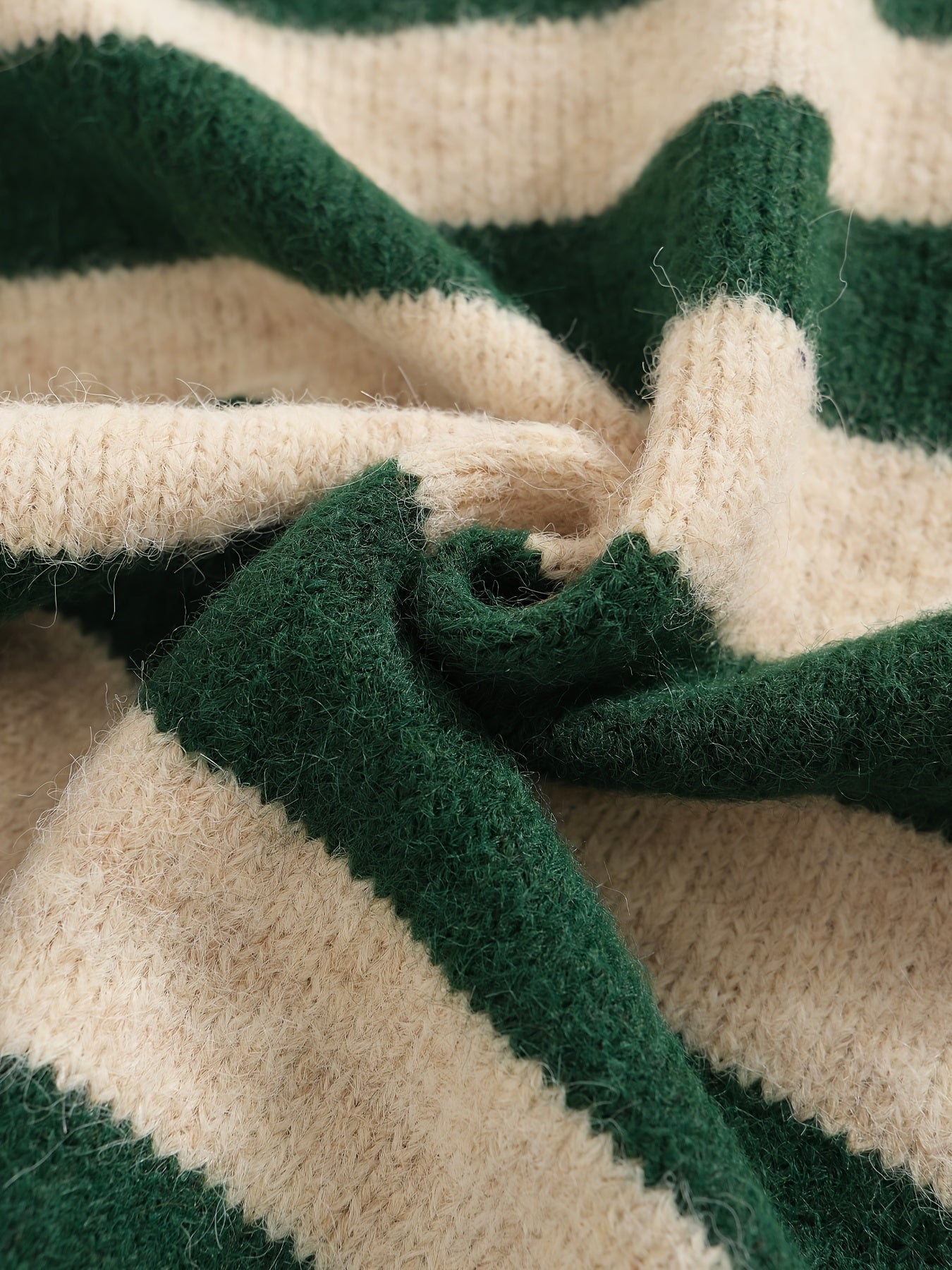 StripeVibe™ – Moderner Damen Strick Cardigan Kurz