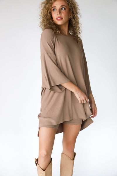 Damen Loungewear Set: Übergroßes T-Shirt mit Fahrradhose, Bequem und Vielseitig