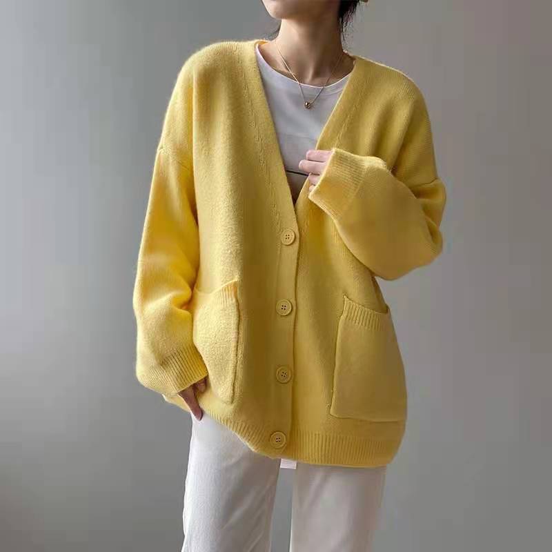 Übergroßer Damen Pullover mit V-Ausschnitt und Knopfleiste - Lässiger Strick