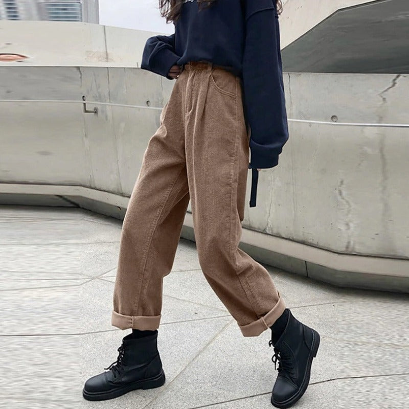 Gemütliche Damen Cordhose mit hoher Taille