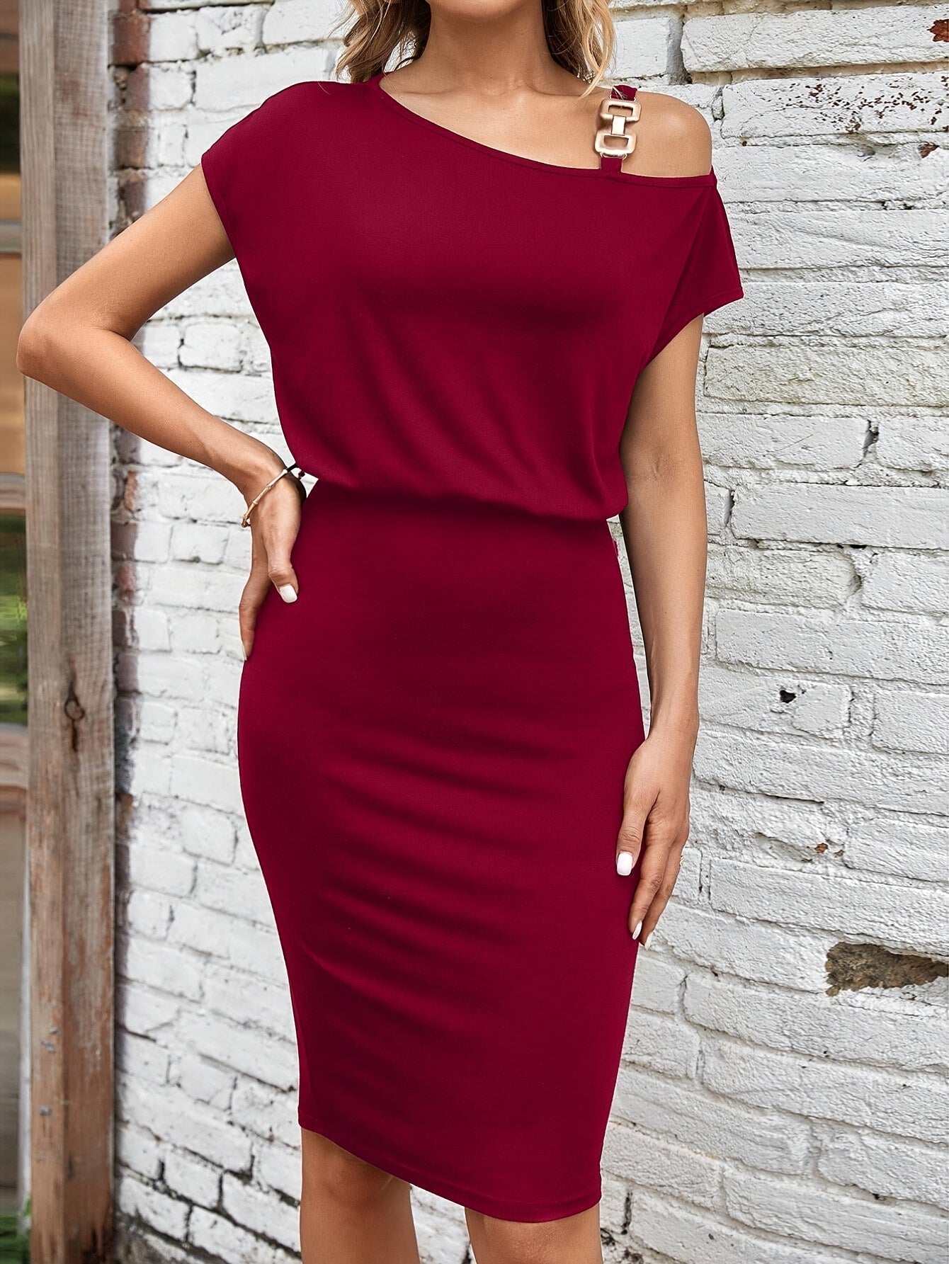 Stilvolles Kalte Schulter Einfarbiges Kurzarm Formelles Kleid Für Damen | Ideal für formelle Anlässe