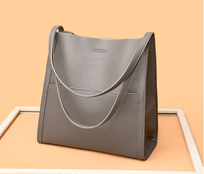 Vegane Leder Umhängetasche mit großem Stauraum und elegantem Design
