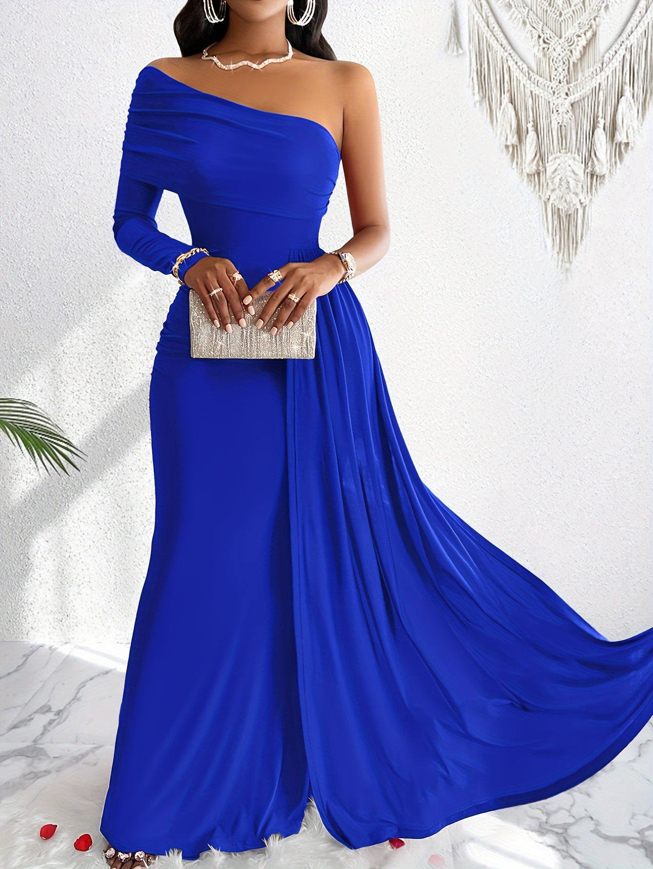 Elegantes Ein-Schulter Fließendes Rüschiertes Maxiformelles Kleid Für Damen | Für formelle Anlässe