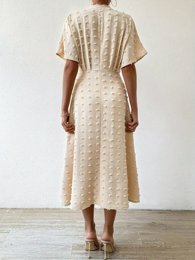 Stilvolles Schweizer Punkt Gerafft Gefaltet Tiefes Dekolleté Kurzarm Midi Formelles Kleid Für Damen | Für formelle Anlässe