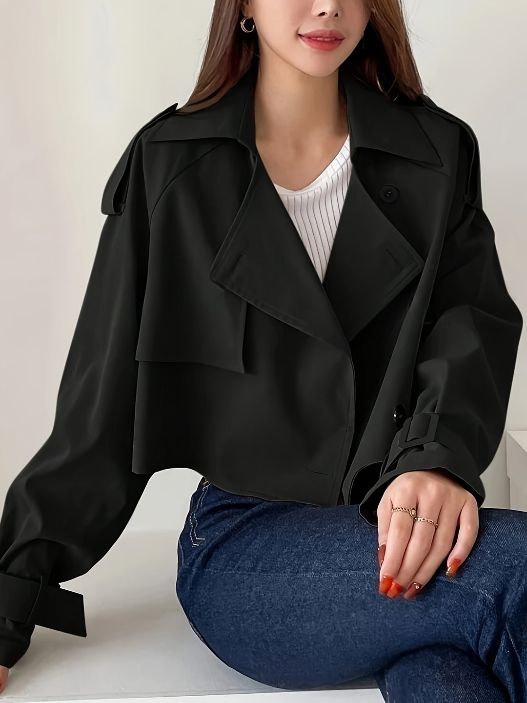 Casual Schwarzer Kurzer Trenchcoat mit Doppelt Knotendem Detail für Damen | Ideal für den Winter