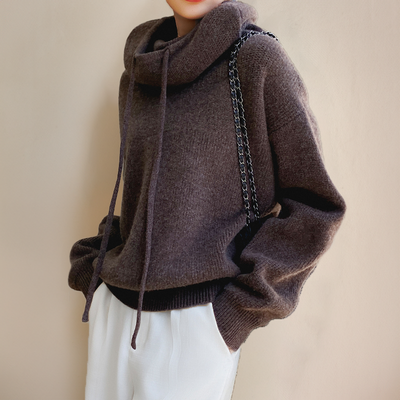 Strick-Hoodie mit Relaxed Fit | Lockerer Rollkragen | Lässige Eleganz