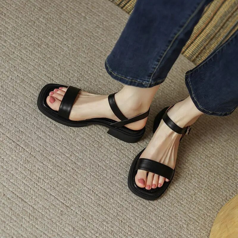 Donabel - Stilvolle Niedrige Leder Kleiderschuhe