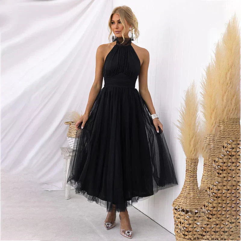 Criselda - Trendiges Neckholder Midi Outfit