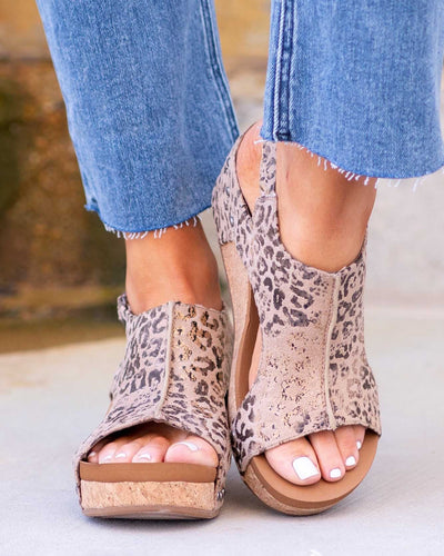 Tuna - Damen Plateau-Keilsandalen aus Kork mit Fesselriemchen | Stilvolle Sandalen mit offenem Zehenbereich und Keilabsatz für Damen