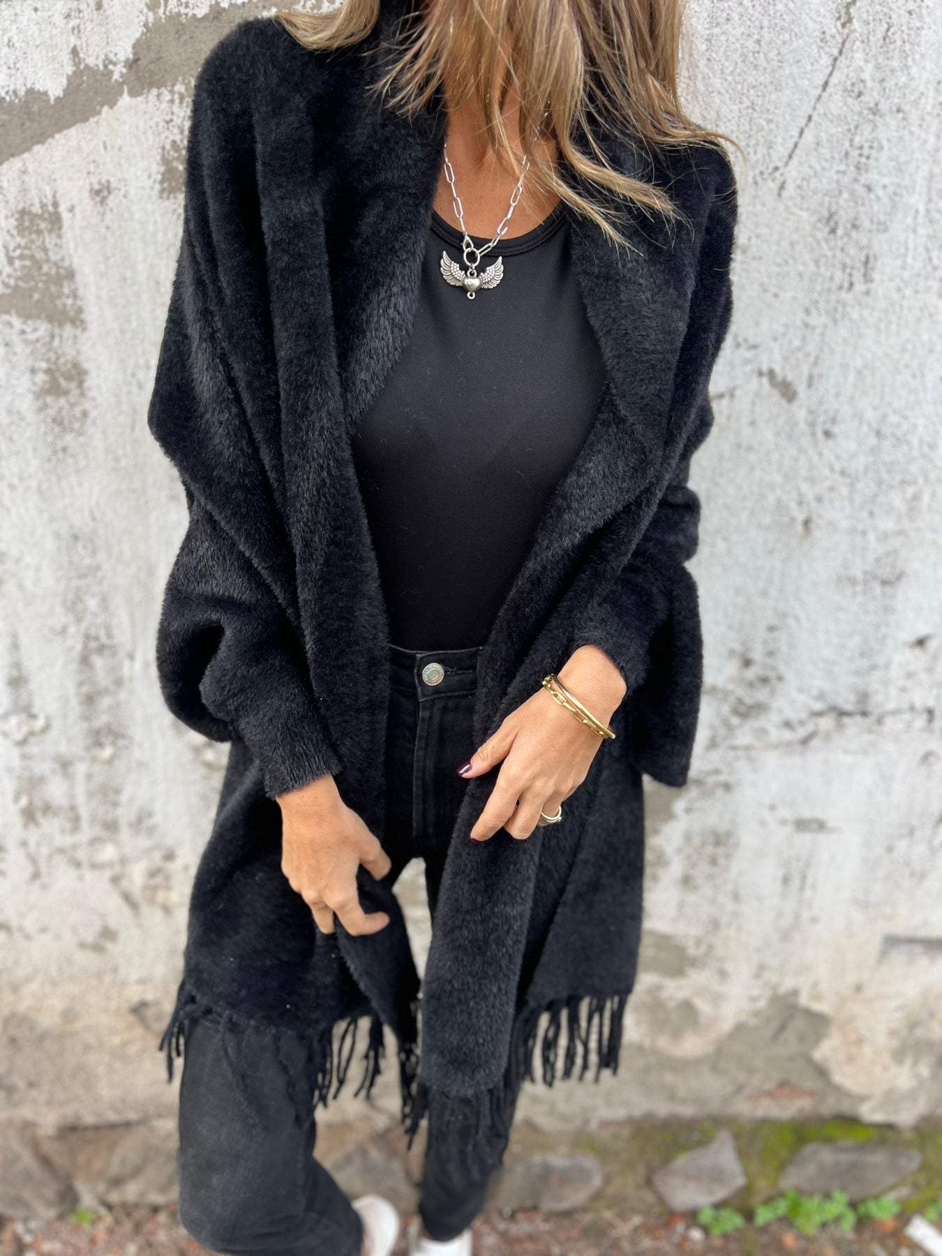 Elegante Fransenschal-Strickjacke für Frauen
