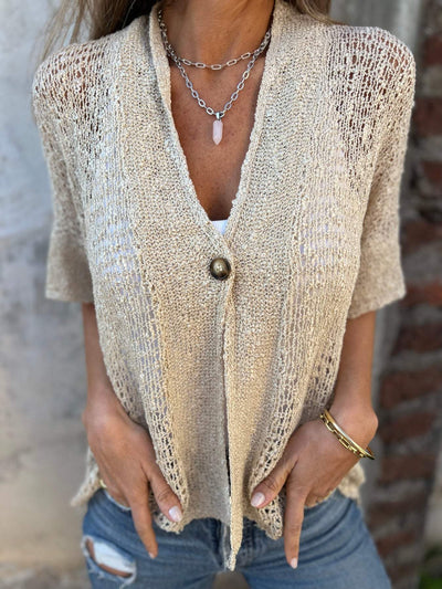 Strickbluse mit Knopfdetail | Luftiges Maschenbild | Halbarm-Design