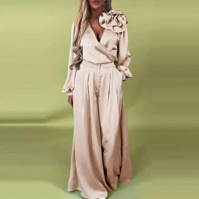 Eleganter Jumpsuit mit Blütendetail | Weiblich & Ausdrucksstark | Perfekt für Events