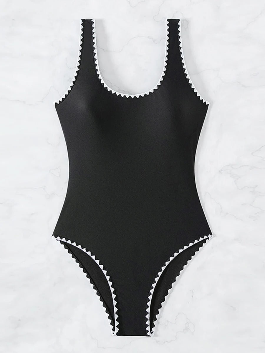 SwimAura™ – Eleganter Einteiler-Badeanzug für stilbewusste Frauen