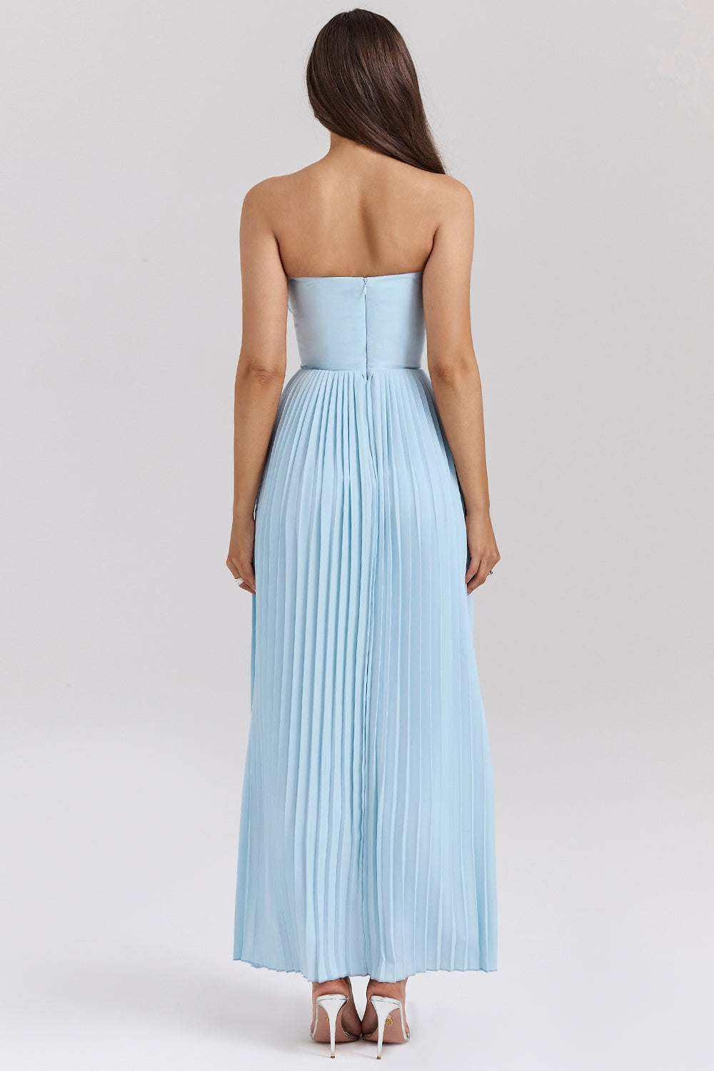Charmia™ – Elegantes schulterfreies Abendkleid mit glamourösem Flair