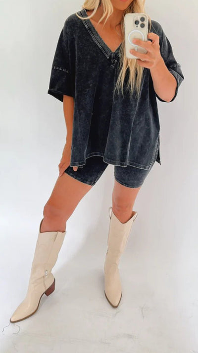 Amarra Lockeres T-Shirt und Shorts Set