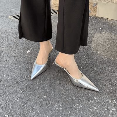 Anastasia Pantoletten mit Absatz und Spitzfuß