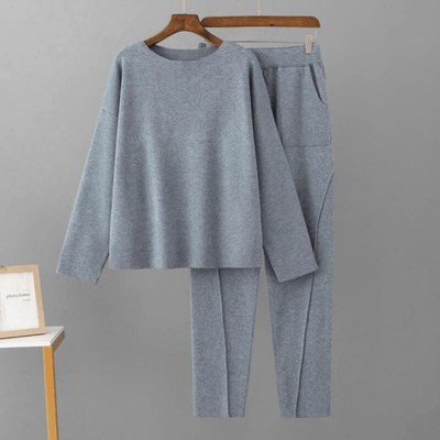 Arisha Pullover- und Hosen-Set