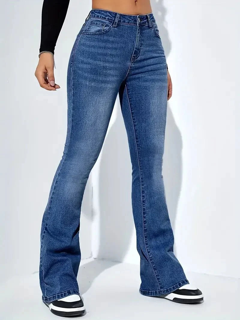 Arlys Hochtaillierte Schlagjeans