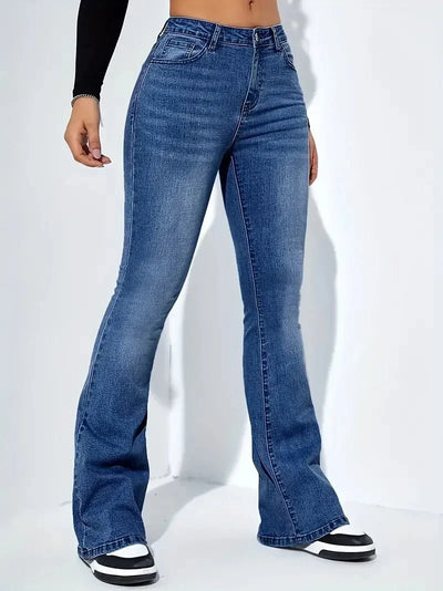 Arlys Hochtaillierte Schlagjeans