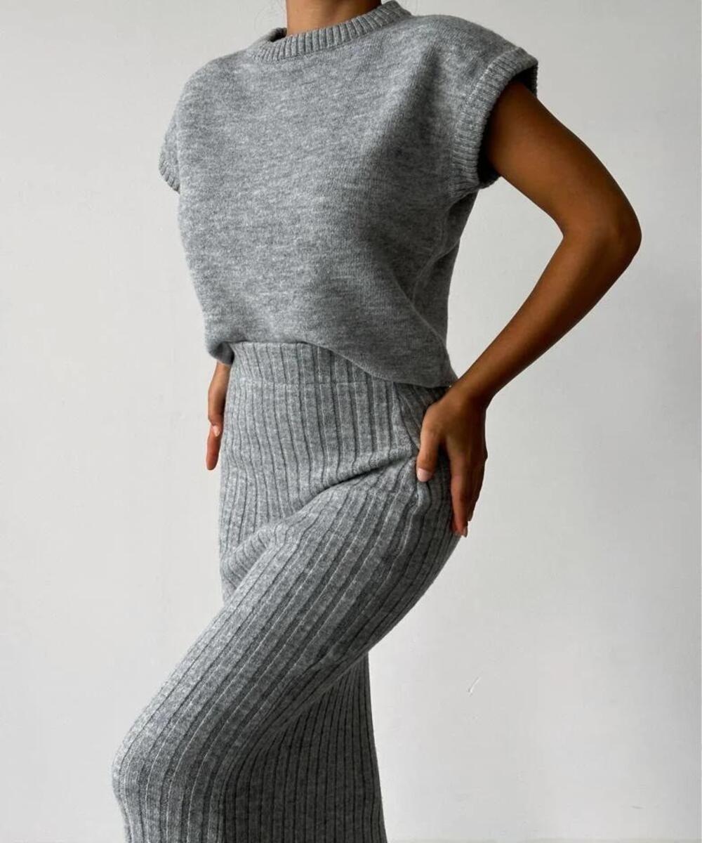 Carissa Strick-Top und Midi-Rock Set