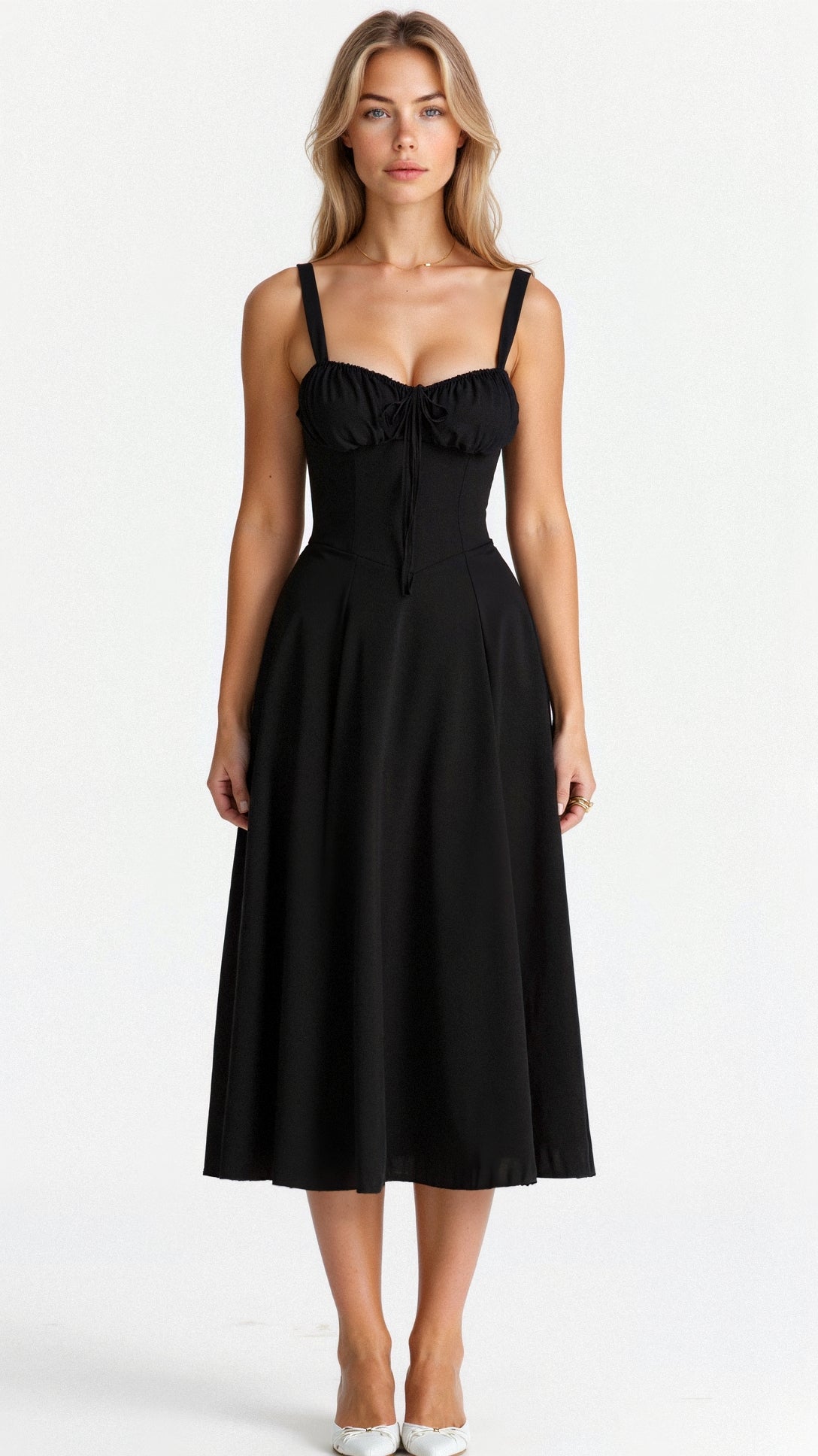 Tailliertes Bustierkleid | Schlitz-Detail | Feminine Silhouette