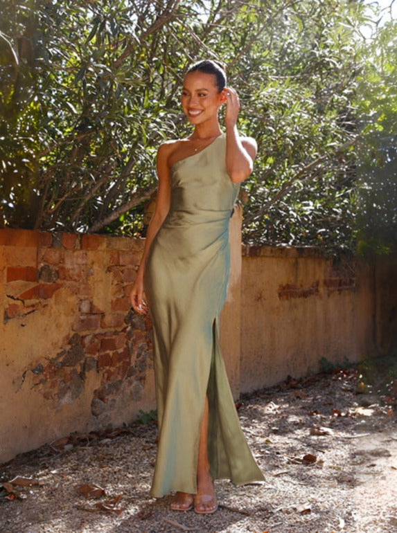 Delphine™ – Frauenkleid mit Asymmetrischem Schlitz Elegantes Design