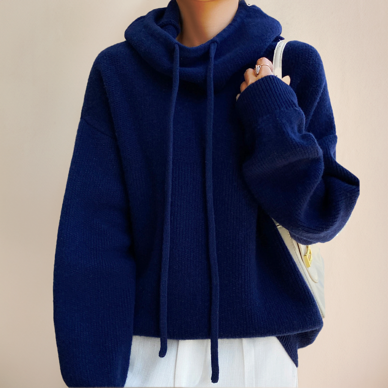 Strick-Hoodie mit Relaxed Fit | Lockerer Rollkragen | Lässige Eleganz
