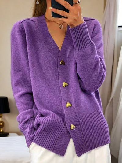 Strickjacke mit Herzknöpfen | V-Ausschnitt | Gerippter Saum