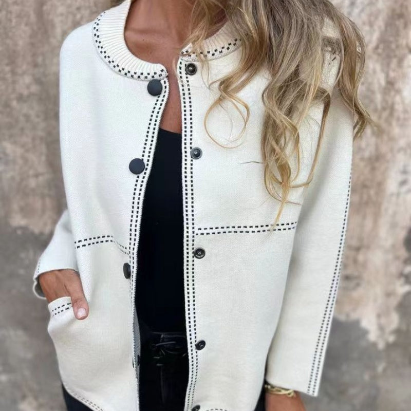 Strickjacke mit Knopfleiste | Rundhalsausschnitt | Elegante Akzente