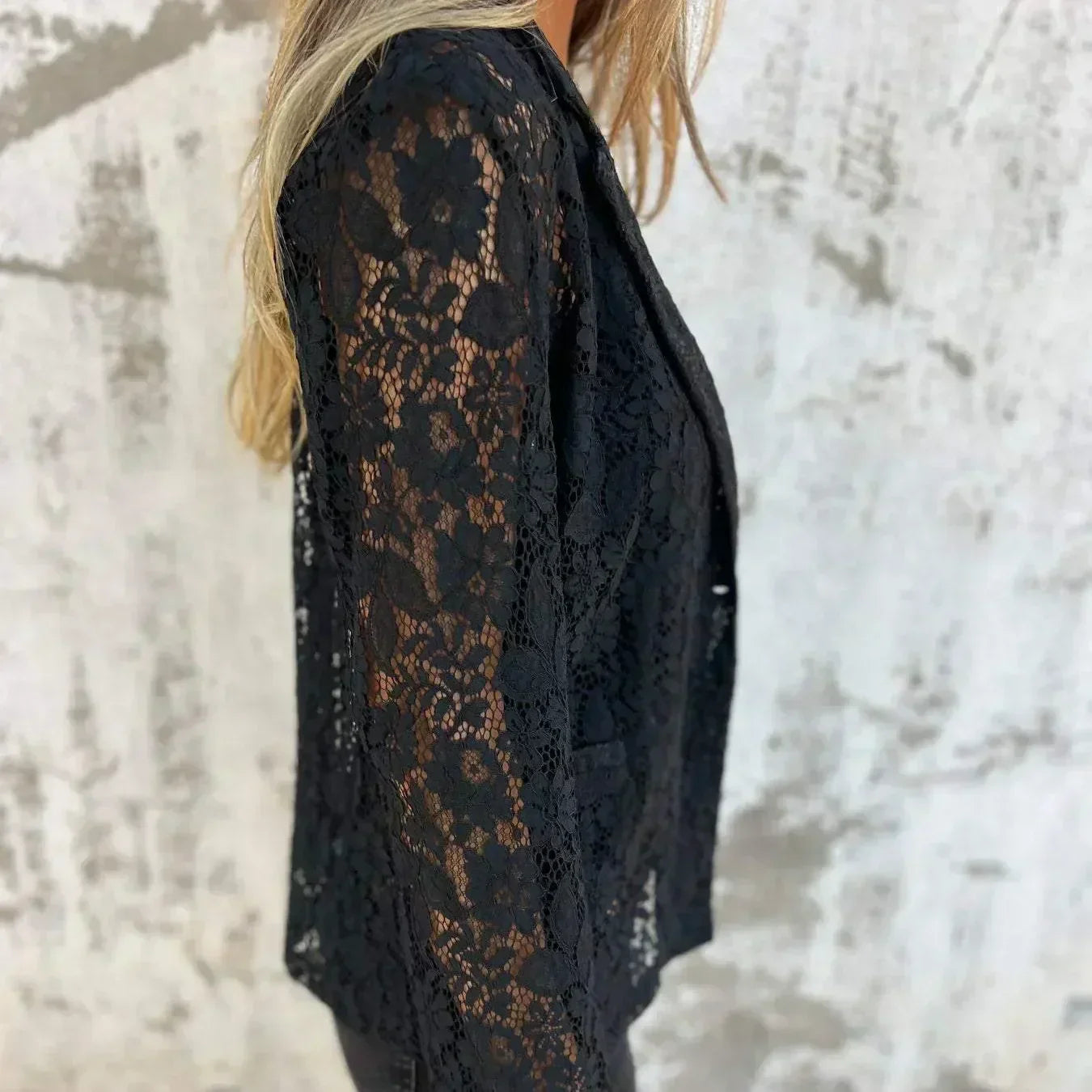 Blazer aus Spitze | Transparente Ärmel | Femininer Chic