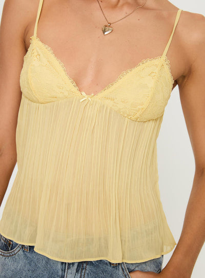 Damentop mit Falten und elegantem Schnitt für den Sommer